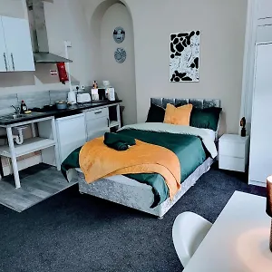 Burns Street - Sleep Rest , Nottingham United Kingdom